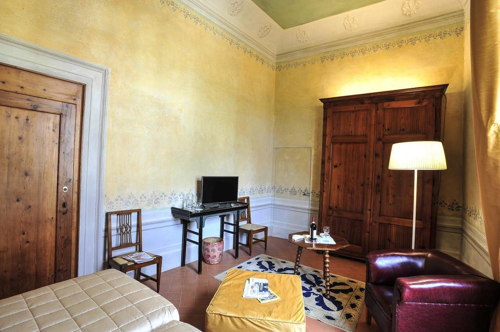 피렌체 Torre Dei Lari Residenza D'Epoca B&B 객실 사진