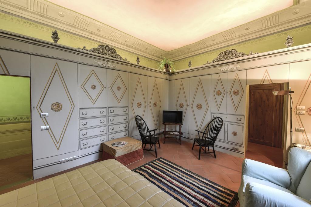 피렌체 Torre Dei Lari Residenza D'Epoca B&B 객실 사진
